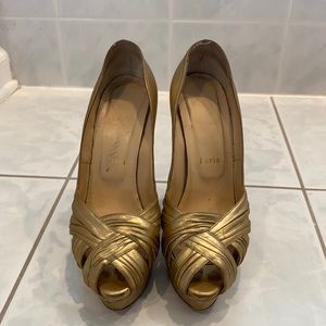 Authentic Christian Louboutin Gold Cris-Cross Peep Toe Heels 140